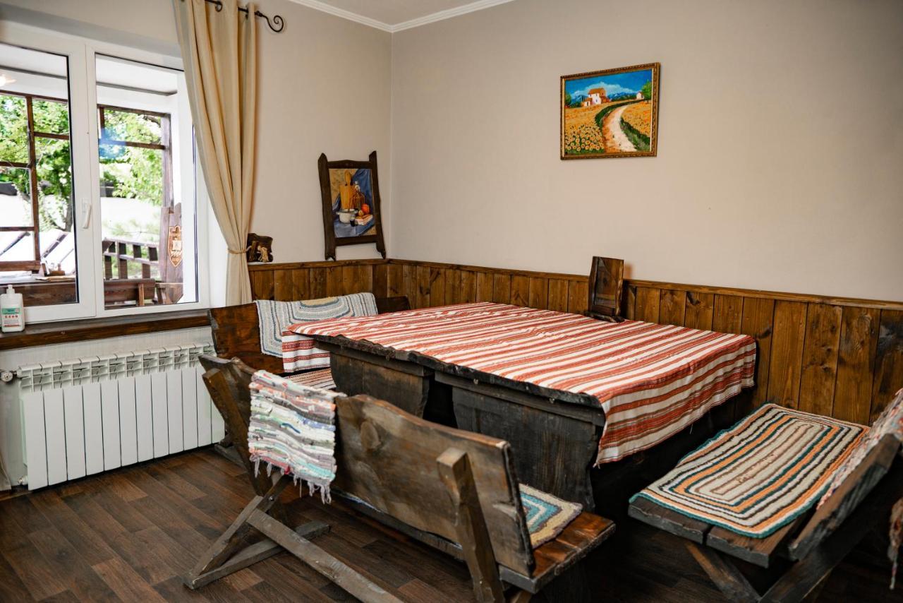 Dniprovskiy Dvir Stari Kodaky Εξωτερικό φωτογραφία